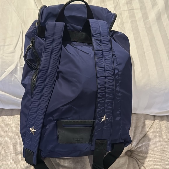 Givenchy backpack - Picture 2 of 3